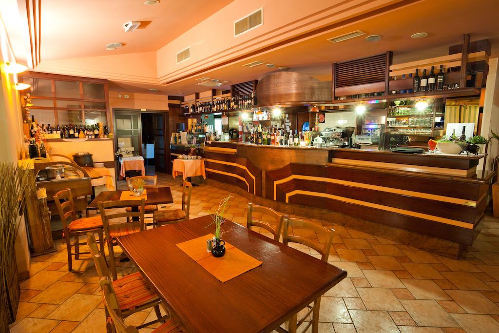Guesthouse Osterija Branik Ngoại thất bức ảnh